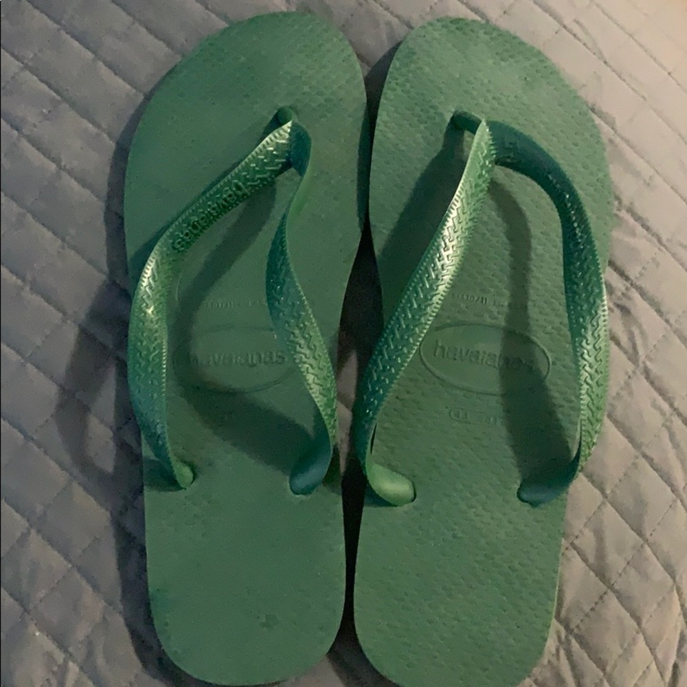 Male Green Havaianas size 43/44